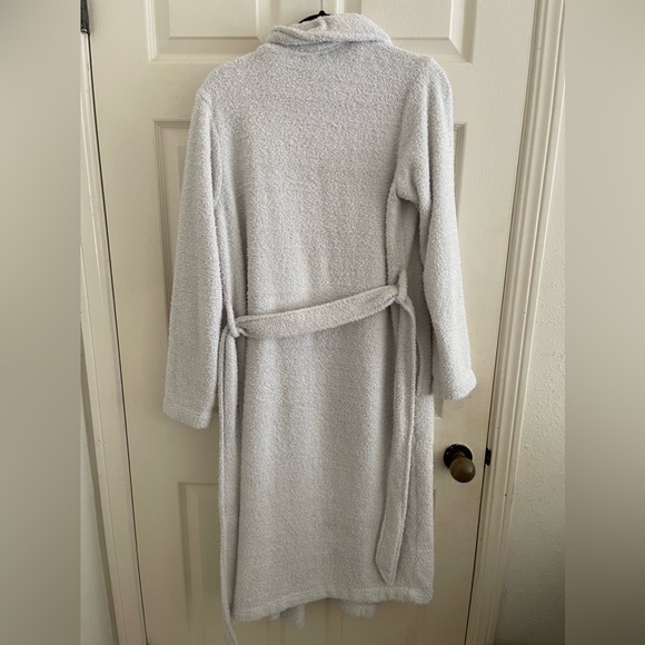 Target Stars Above White Bath Robe - Picture 2 of 7